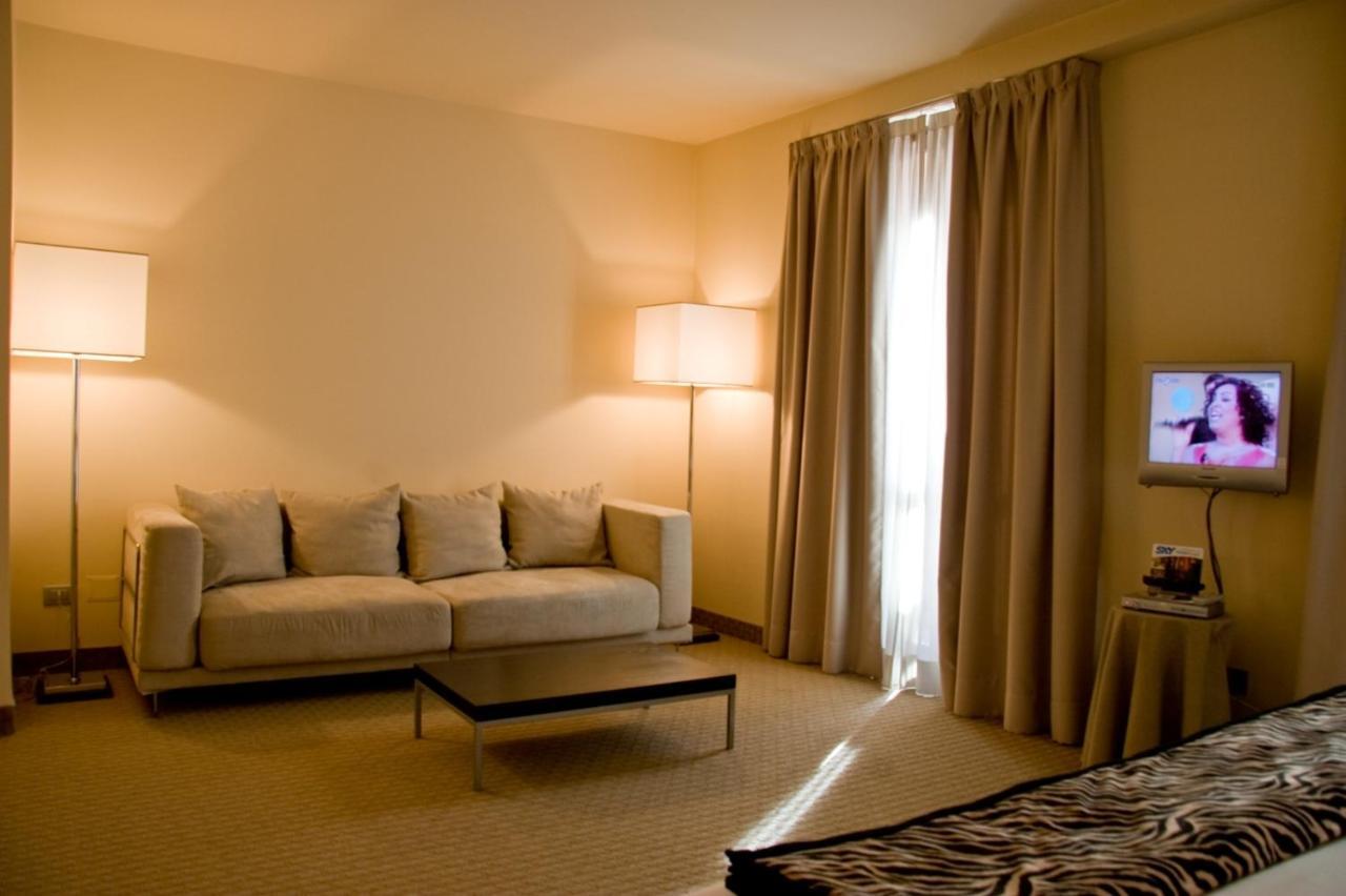 Hotel Fortyfive Chivasso Ngoại thất bức ảnh